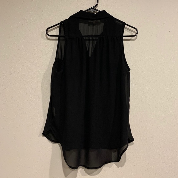 Chiffon Tank, Full Button - Picture 3 of 4